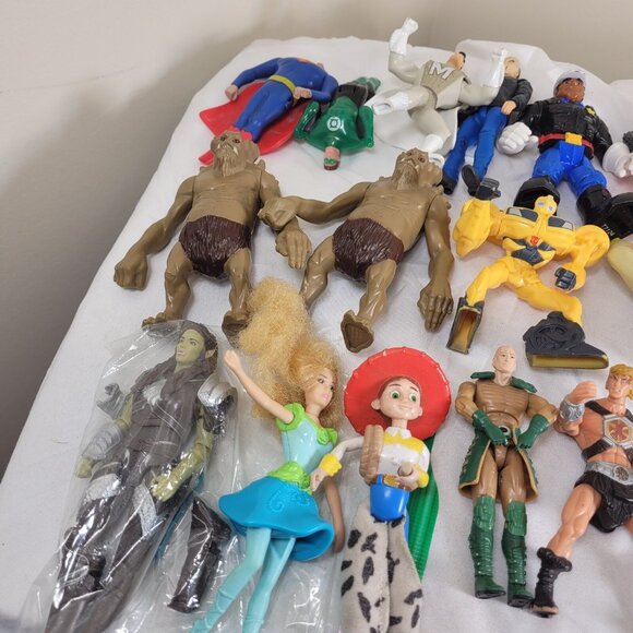 Lot of 34 Misc Action Figures Superhero monsters joker spiderman - Picture 2 of 14